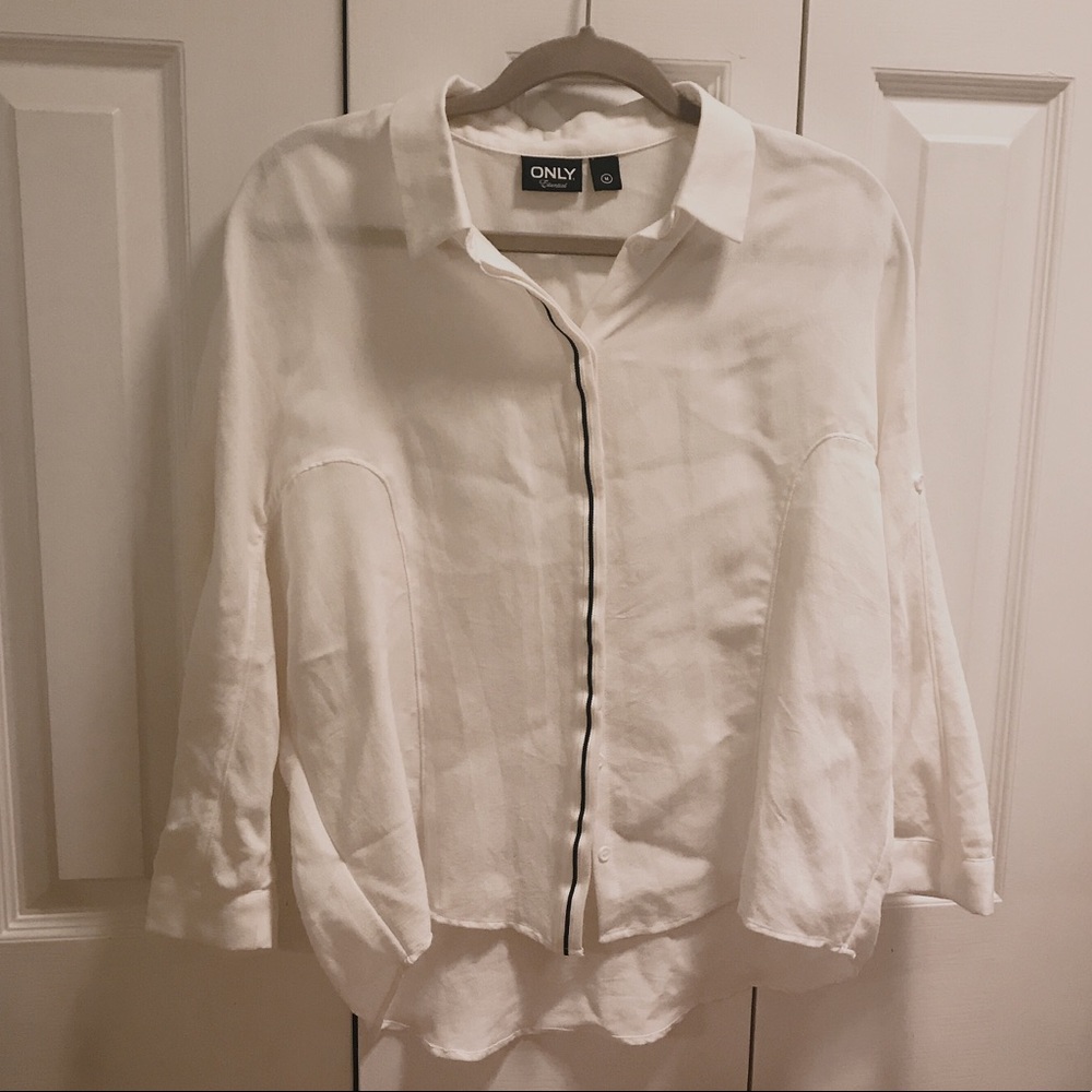 Casual button up shirt